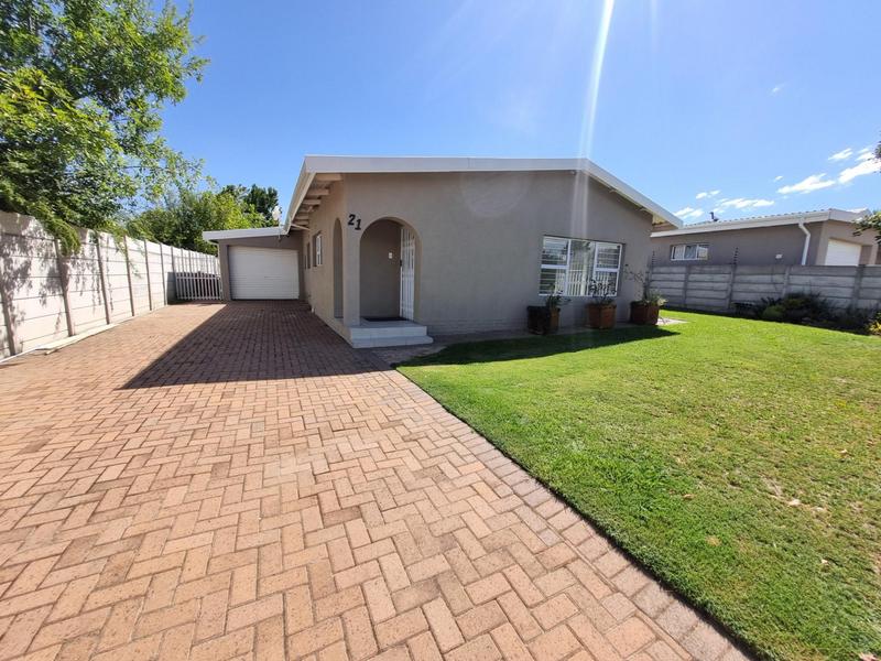 4 Bedroom Property for Sale in Ceres Western Cape